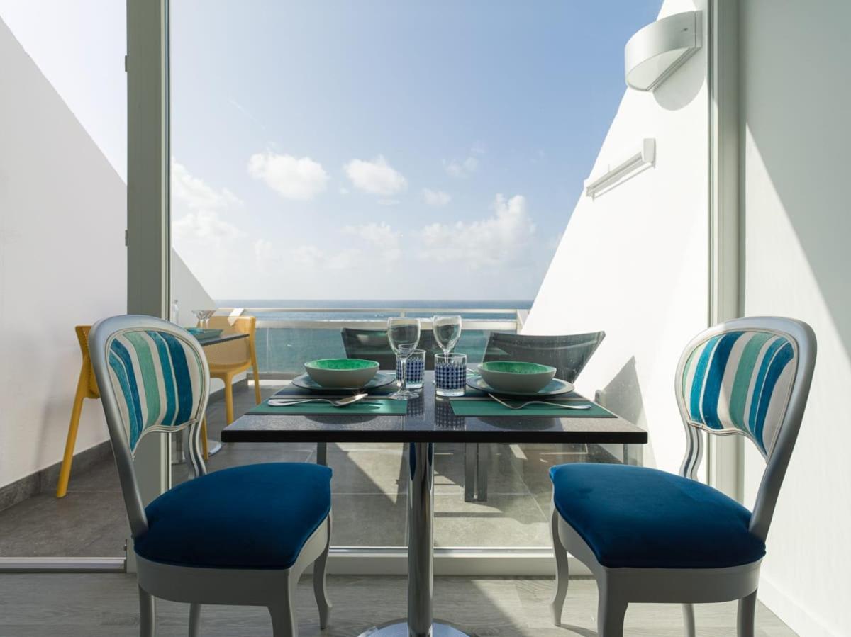לאס פאלמס דה גראן קנאריה Luxury Suite Over The Beach מראה חיצוני תמונה